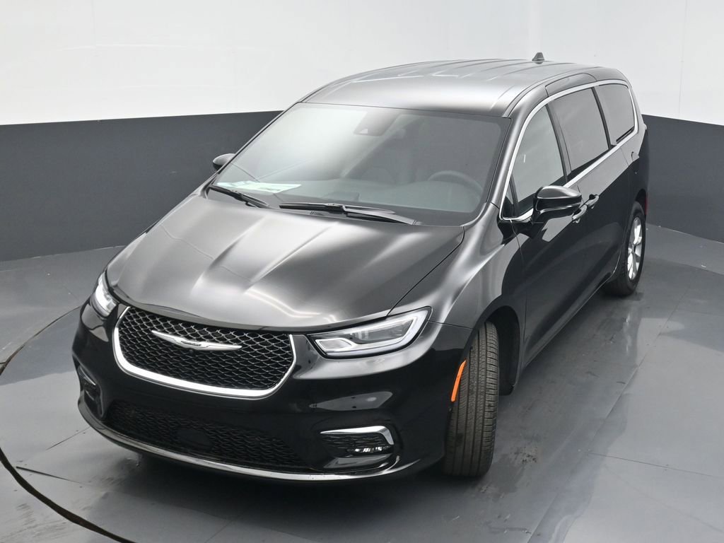 New 2026 Chrysler Pacifica Select image 34