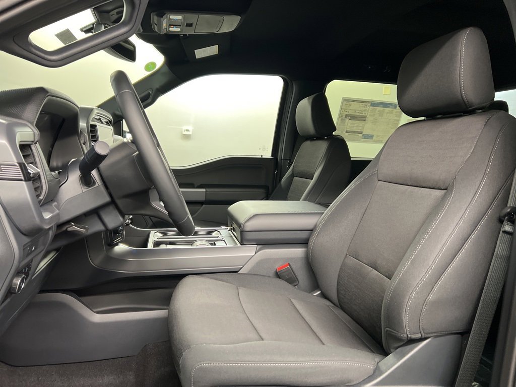 New 2025 Ford F150 XLT w/ Equipment Group 302A MID image 26