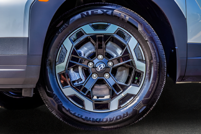 Certified 2026 Hyundai Santa Fe SE FWD image 5