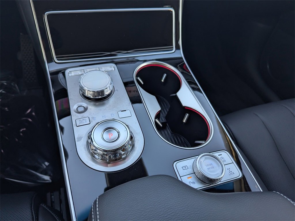 Used 2025 Genesis GV80 2.5T image 27