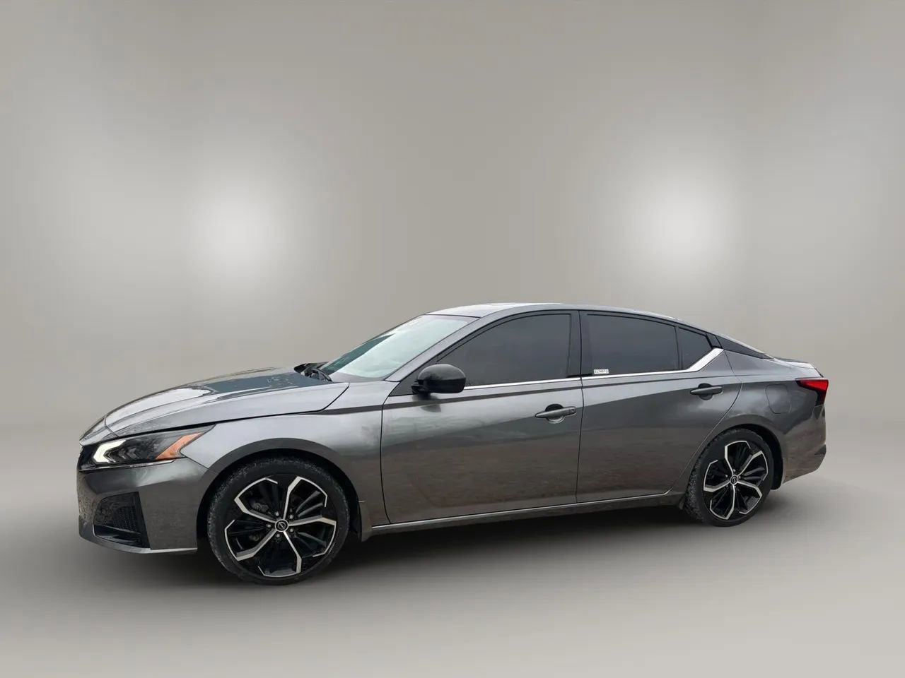 Used 2023 Nissan Altima 2.5 SR w/ SR Premium Package