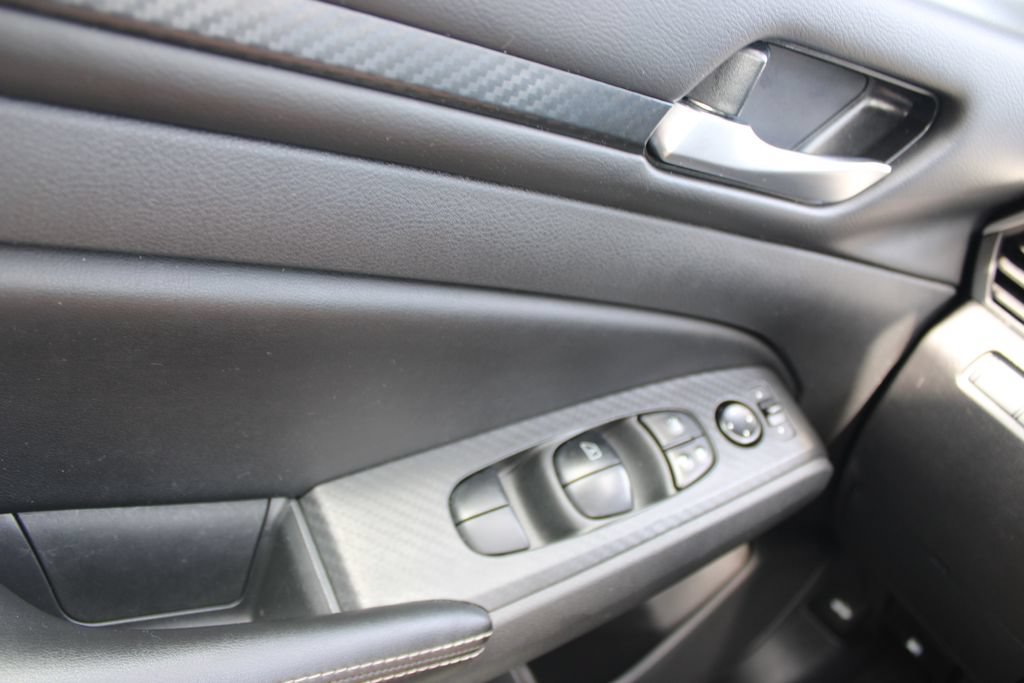 Used 2024 Nissan Altima 2.5 SV FWD image 42