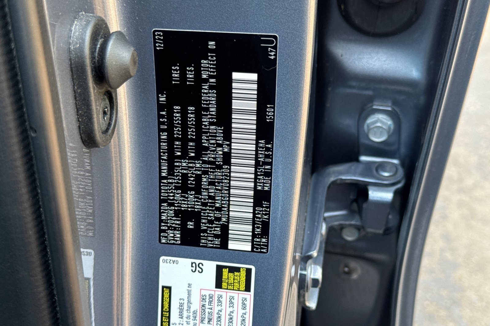 Used 2024 Toyota Corolla Cross XLE w/ Convenience Package AWD/4WD image 40