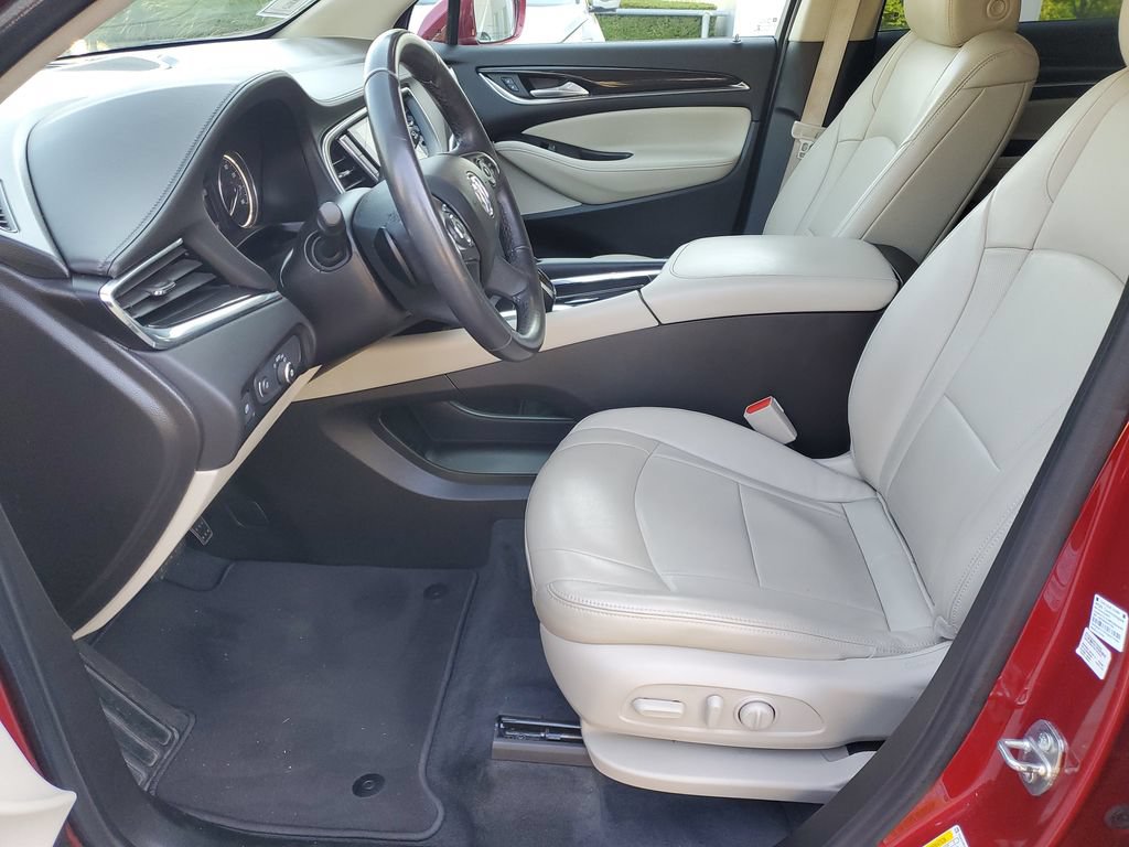 Used 2020 Buick Enclave Essence w/ Sound and Sites Package FWD image 22