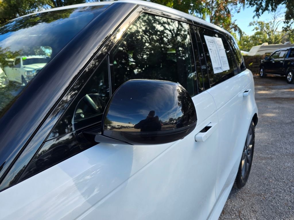 Used 2024 Land Rover Range Rover Sport Dynamic SE image 12