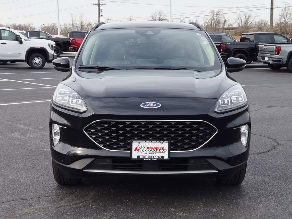 Used 2020 Ford Escape Titanium image 9