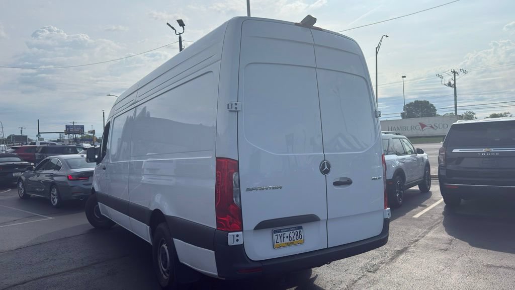 Used 2025 Mercedes-Benz Sprinter 2500 image 6