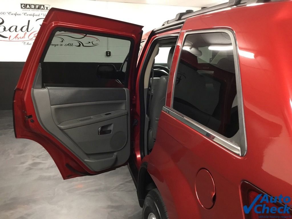 Used 2005 Jeep Grand Cherokee Limited image 31