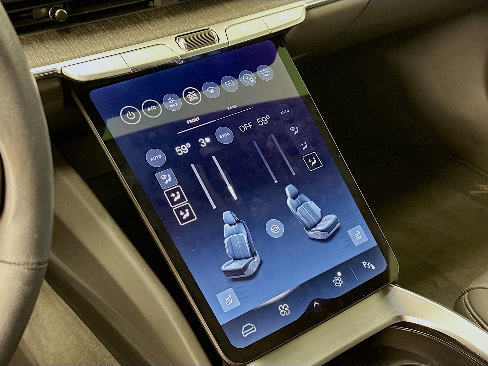 Used 2023 Lucid Air Pure image 23