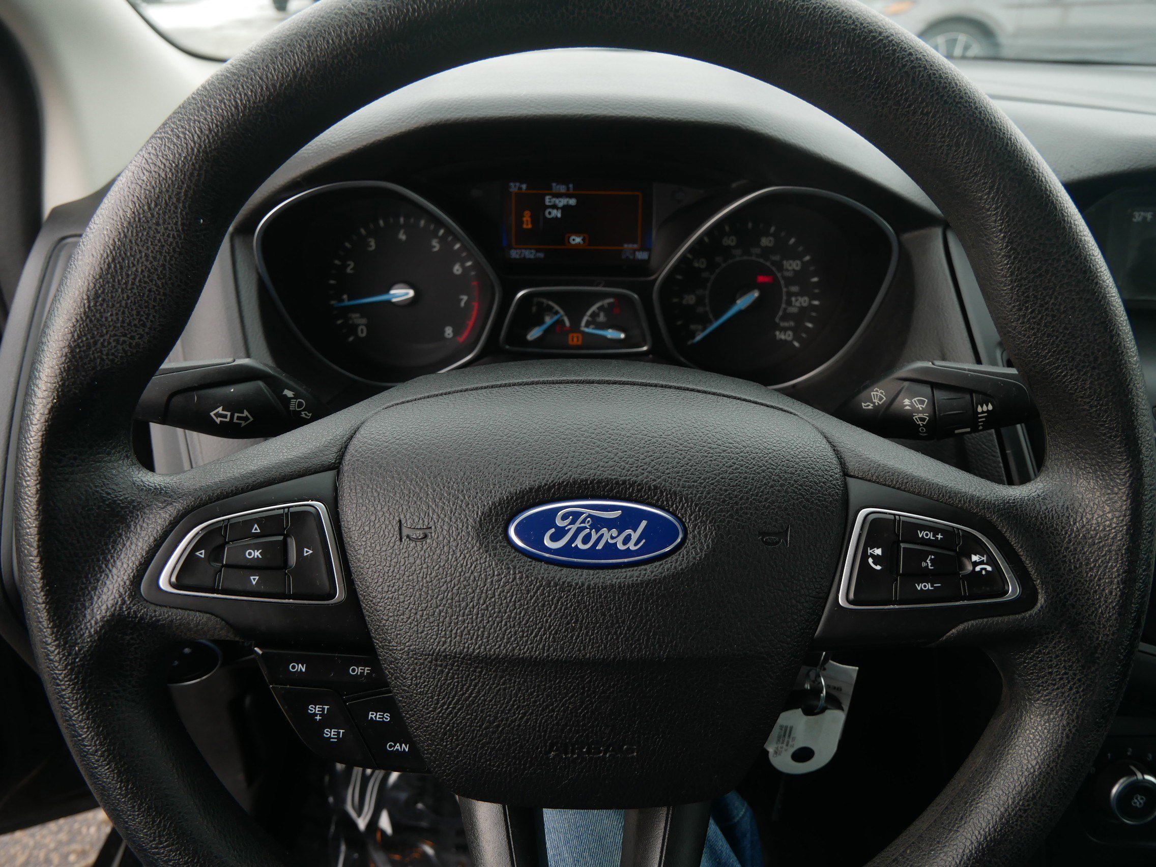 Used 2015 Ford Focus SE image 25
