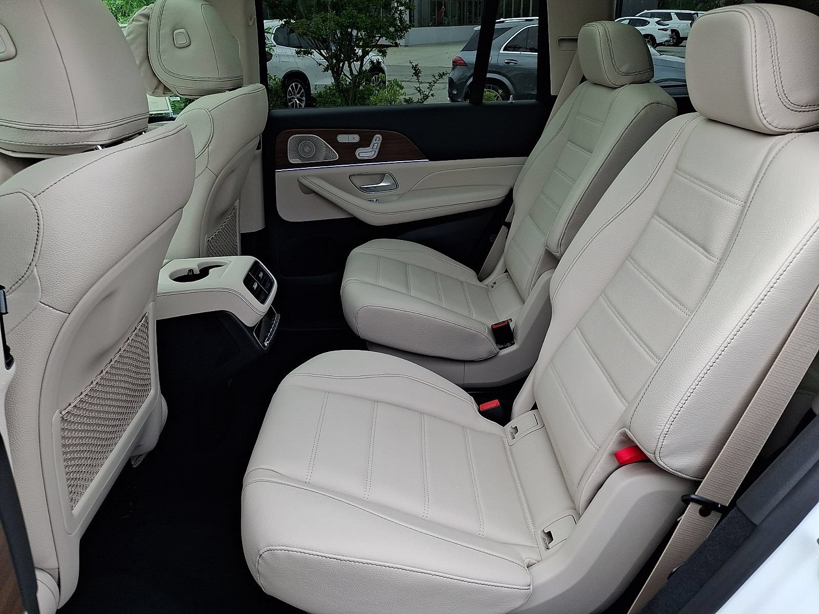 New 2026 Mercedes-Benz GLS 450 4MATIC image 6