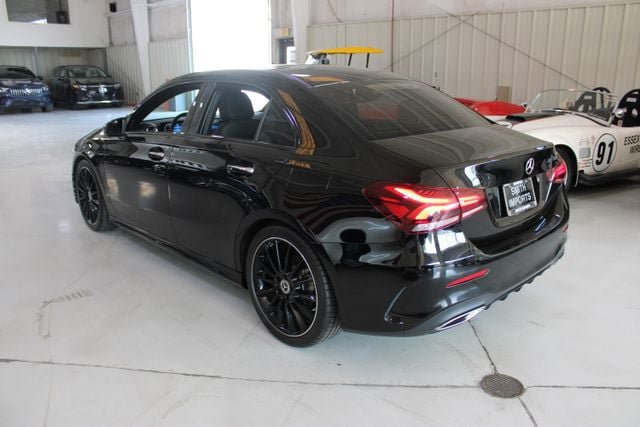 Used 2021 Mercedes-Benz A 220 image 39