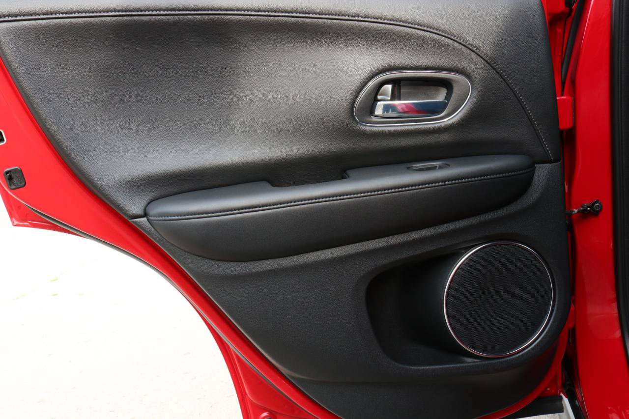 Used 2016 Honda HR-V EX-L image 34