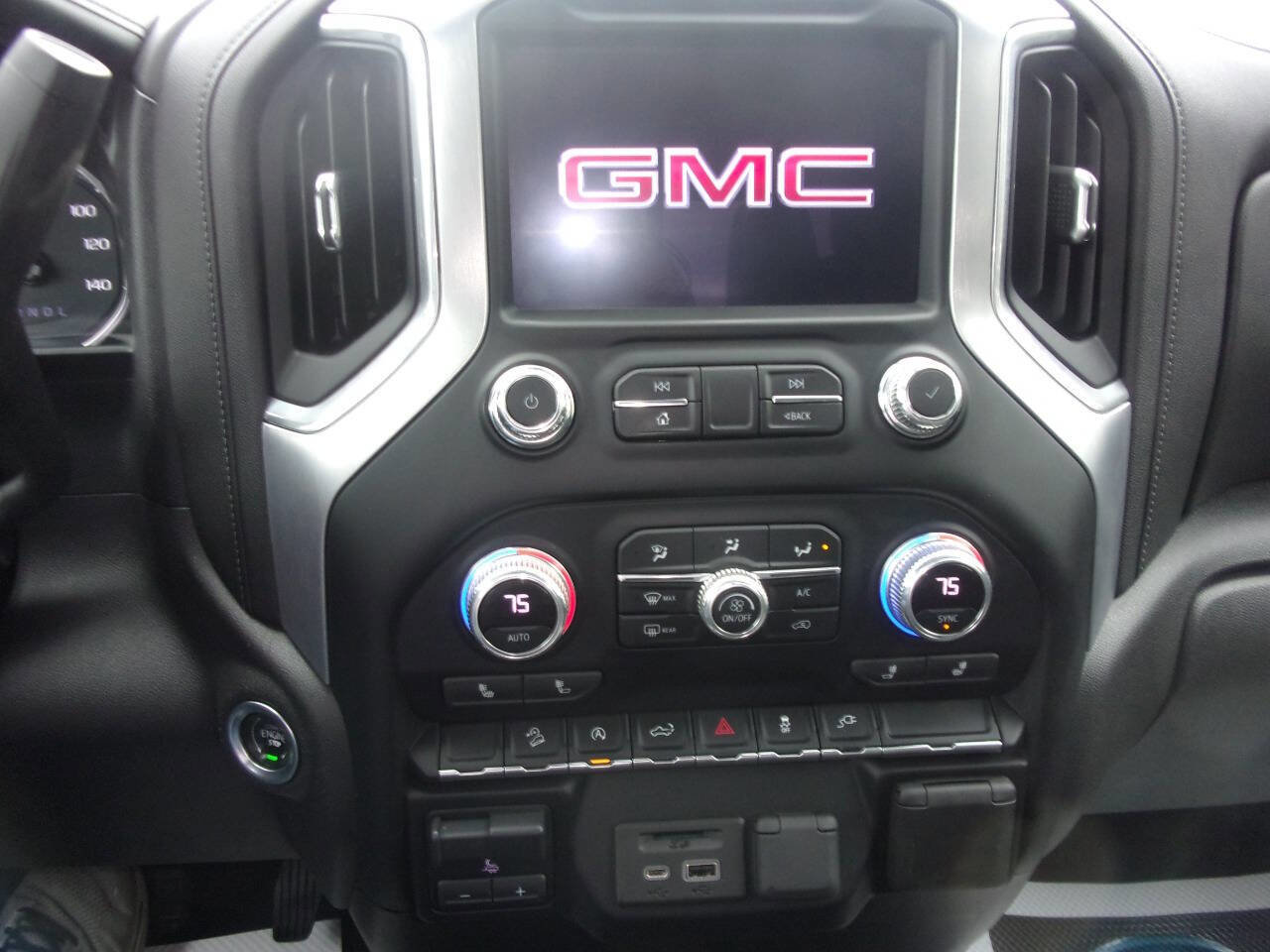 Used 2021 GMC Sierra 1500 SLE AWD/4WD image 19