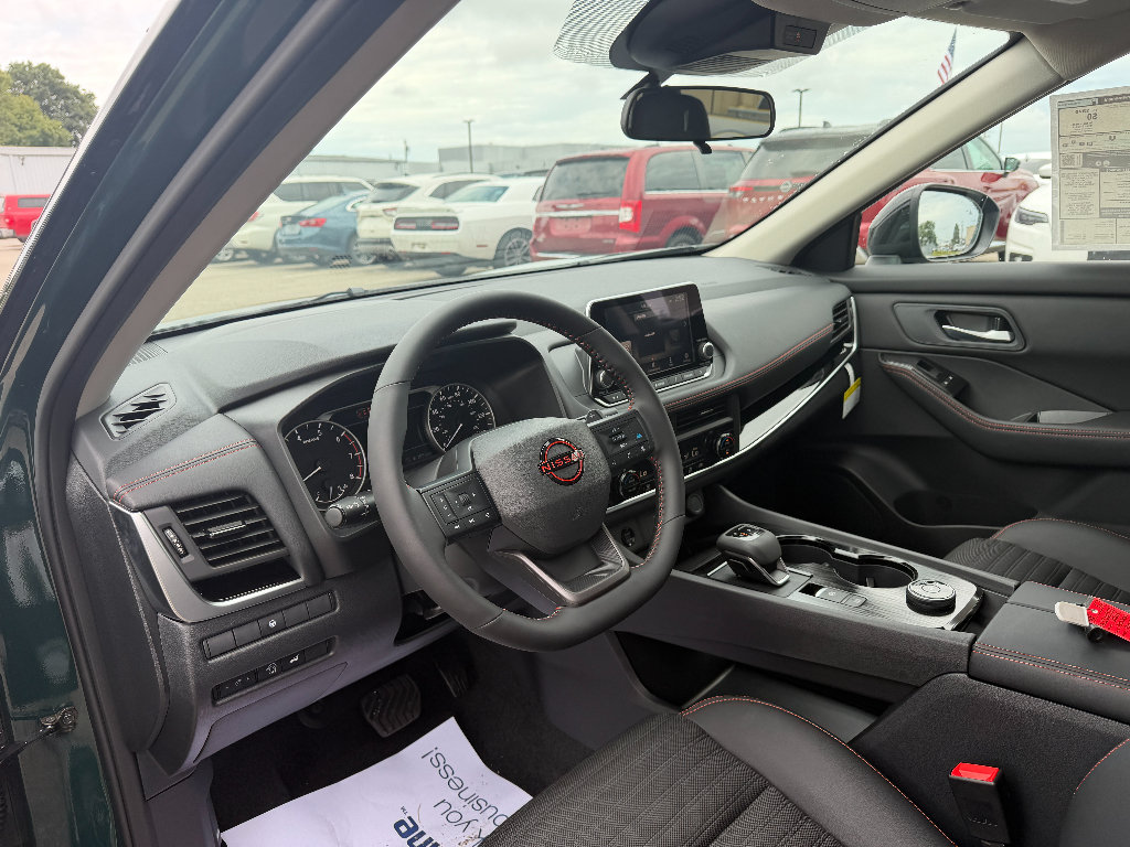 New 2026 Nissan Rogue SV AWD/4WD image 20