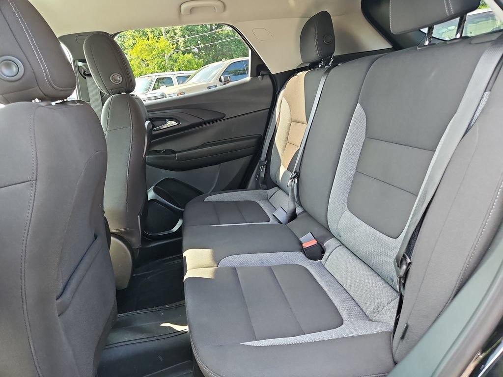 Used 2023 Chevrolet TrailBlazer LT w/ Convenience Package AWD/4WD image 14