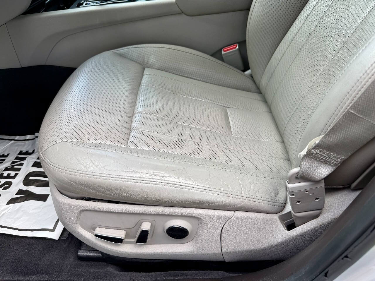 Used 2018 Genesis G80 3.8 AWD/4WD image 31