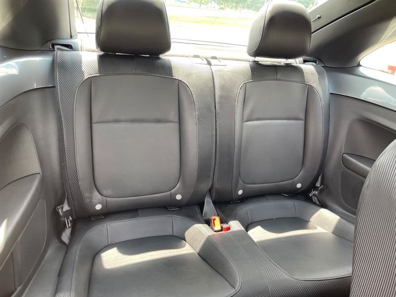 Used 2013 Volkswagen Beetle TDI FWD image 66