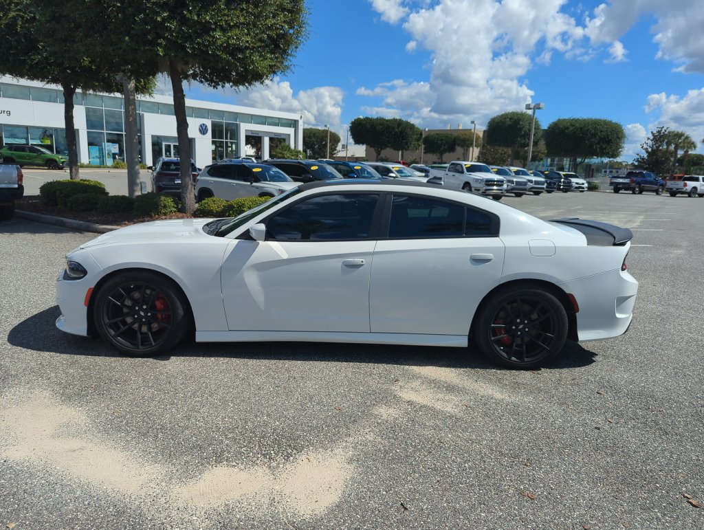 Used 2022 Dodge Charger Scat Pack w/ Daytona Edition Group RWD image 11
