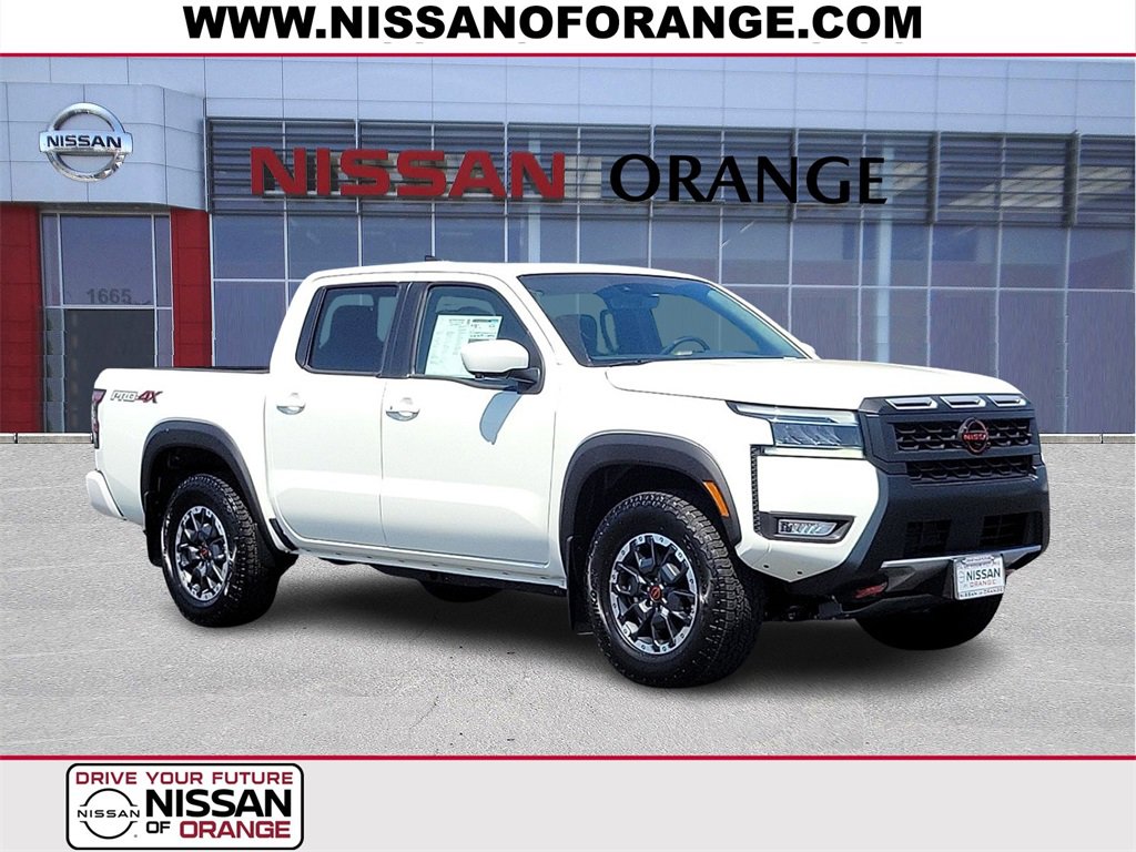 New 2025 Nissan Frontier PRO-4X w/ Pro Premium Package