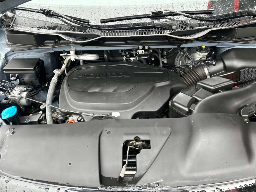 Used 2024 Honda Odyssey Sport image 9