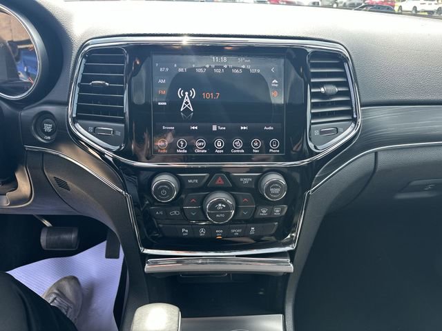 Used 2019 Jeep Grand Cherokee Limited w/ Trailer Tow Group IV AWD/4WD image 15