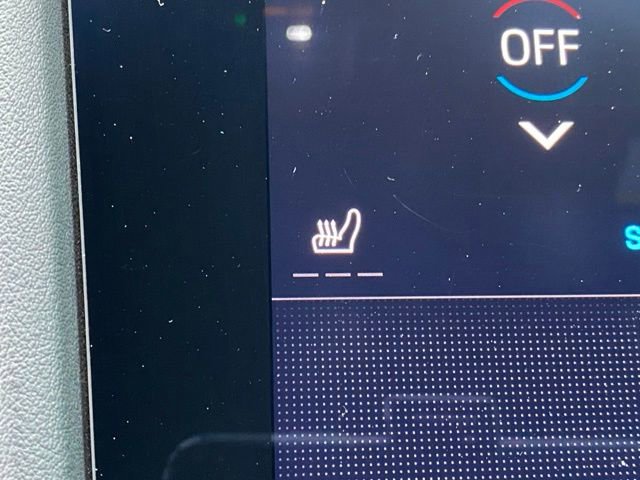 Used 2022 Porsche Taycan 4S image 18