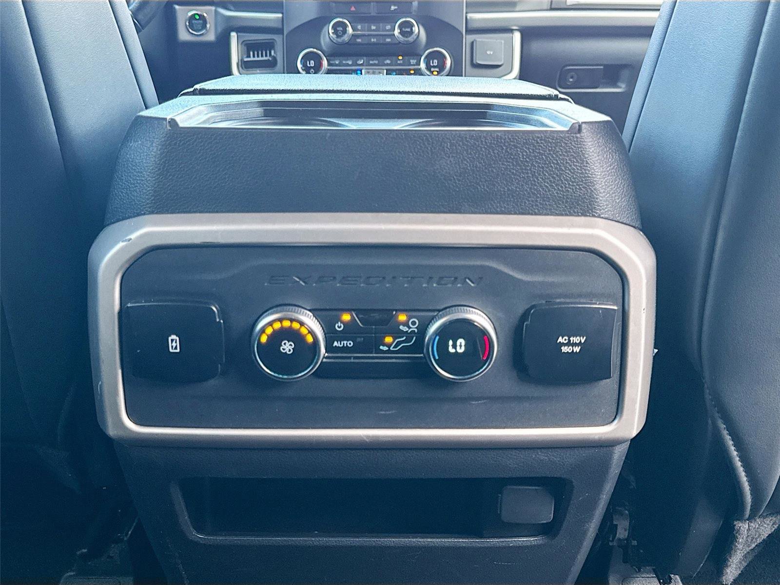 Used 2023 Ford Expedition Max XLT image 25