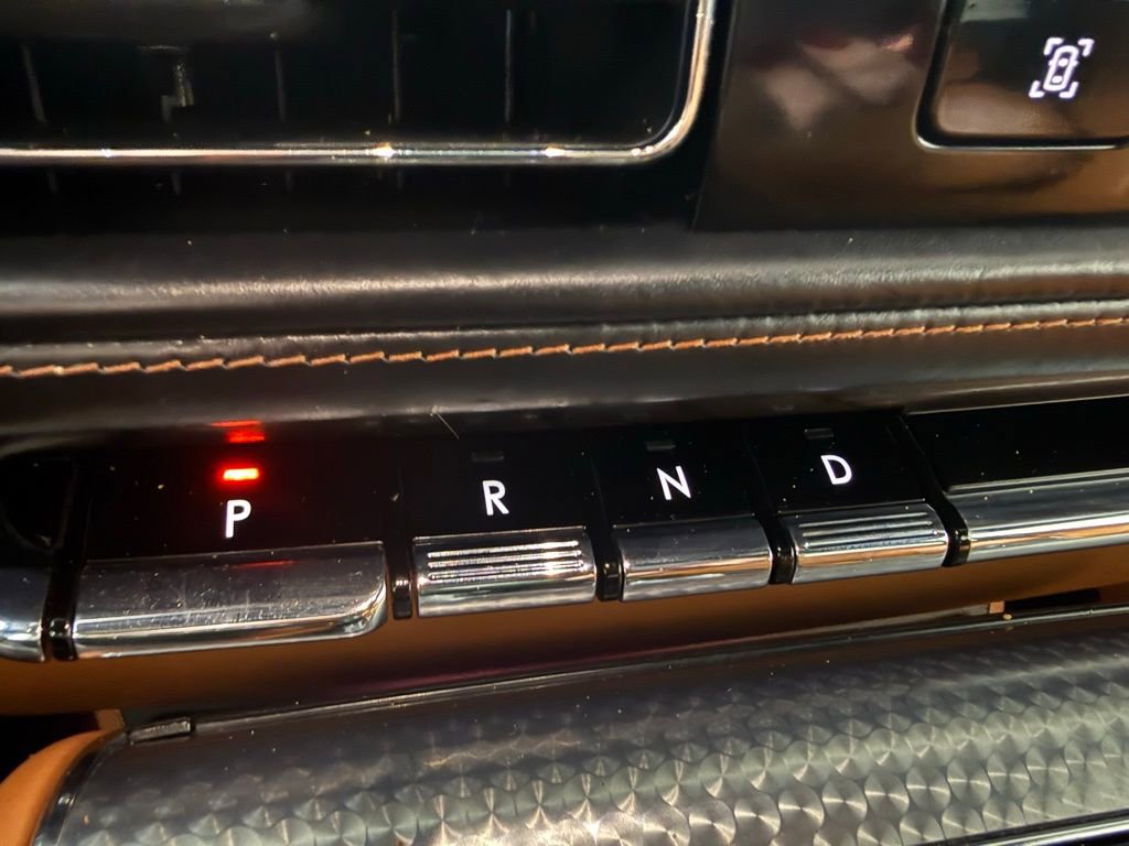 Used 2023 Lincoln Aviator Black Label w/ Dynamic Handling Package image 60