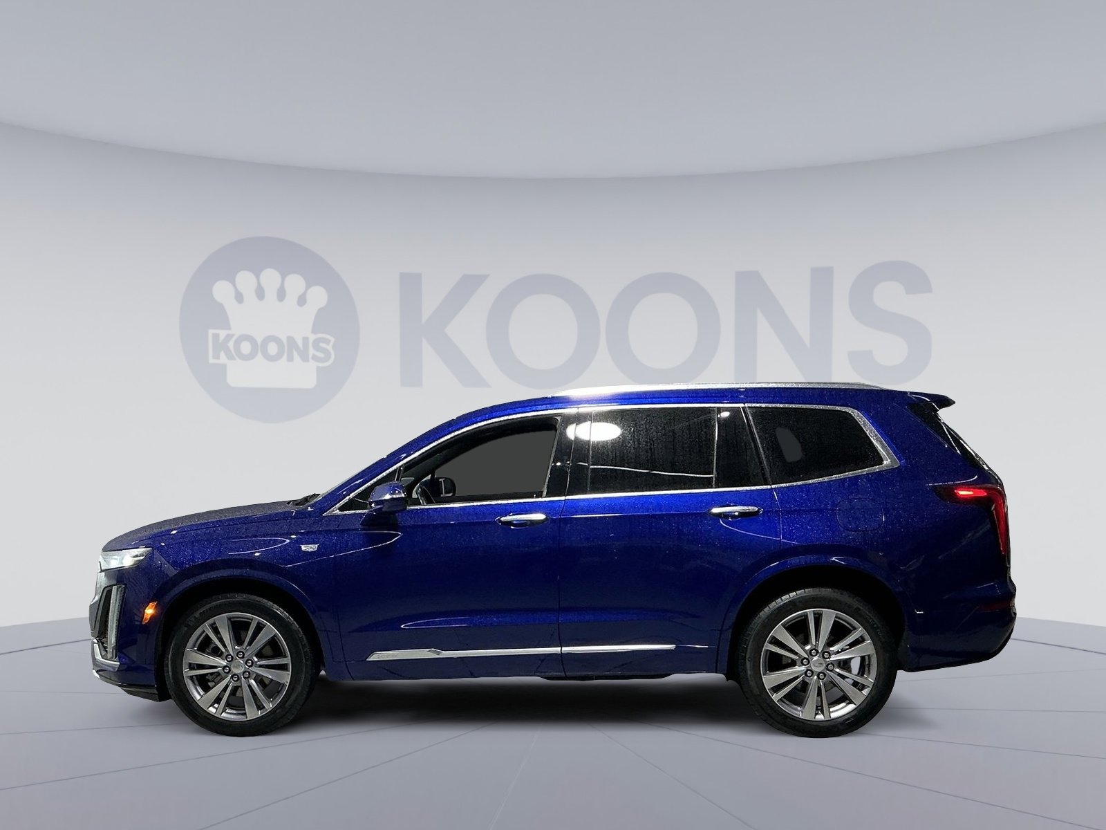 Used 2023 Cadillac XT6 Premium Luxury image 13