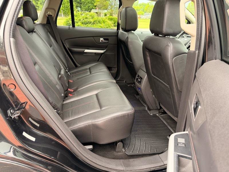 Used 2014 Ford Edge Limited AWD/4WD image 18