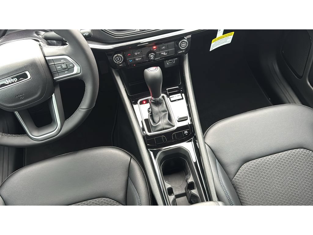 New 2026 Jeep Compass Latitude AWD/4WD image 19