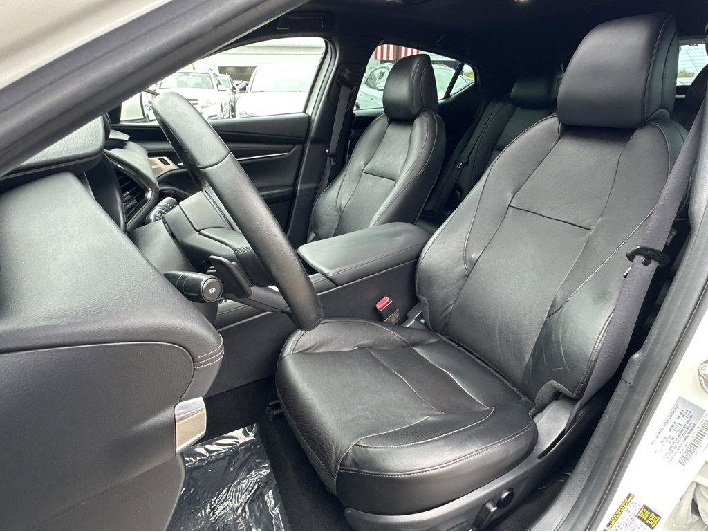 Used 2019 MAZDA MAZDA3 Hatchback w/ Premium Package image 8