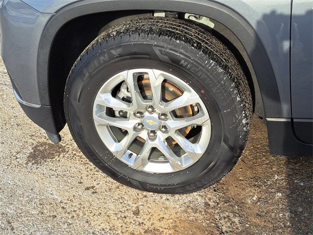 Used 2020 Chevrolet Traverse LT image 9