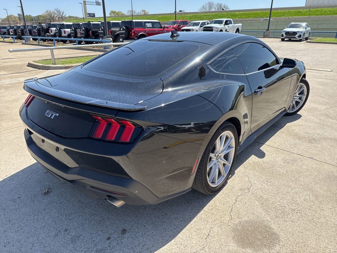 Used 2024 Ford Mustang GT Premium image 9