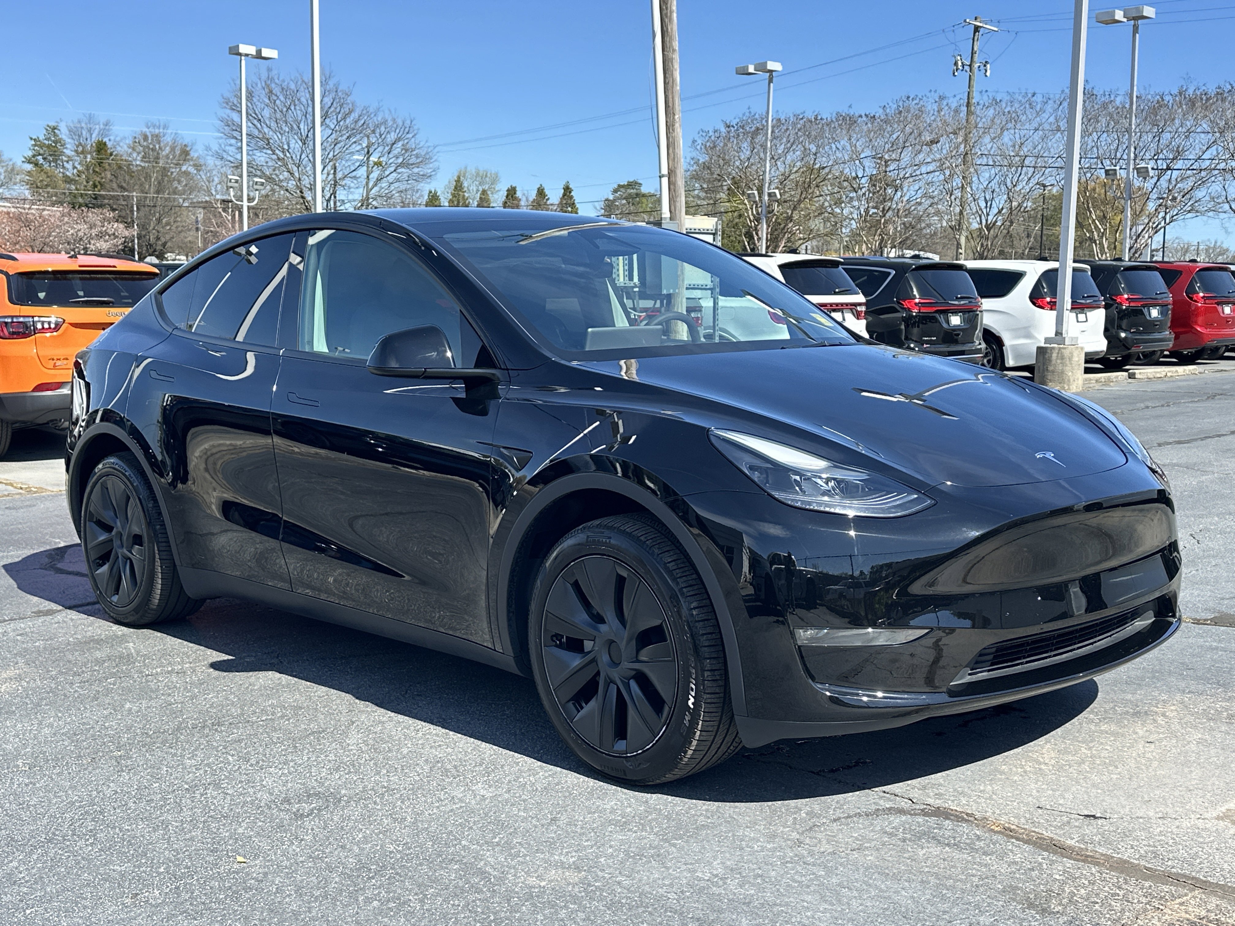 Used 2024 Tesla Model Y Long Range image 2