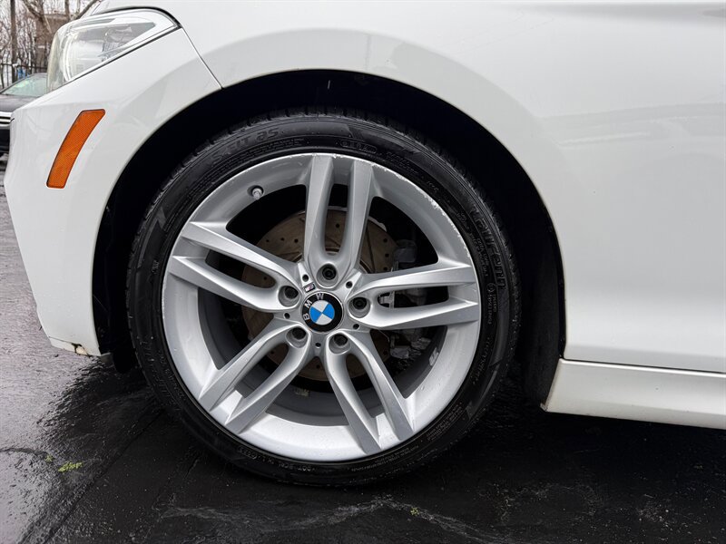 Used 2015 BMW 228i xDrive Coupe AWD/4WD image 9
