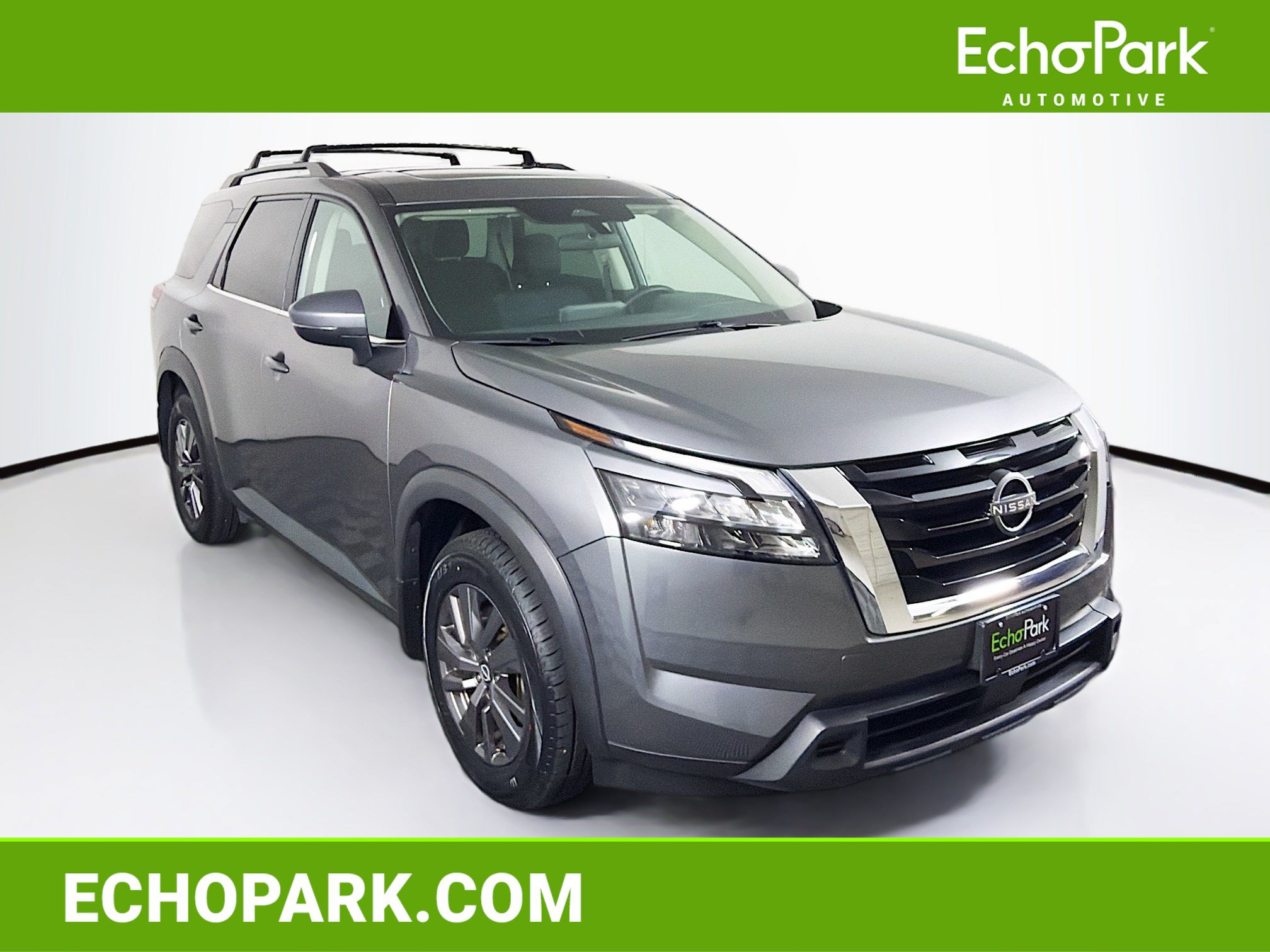Used 2023 Nissan Pathfinder SV w/ SV Premium Package AWD/4WD image 1