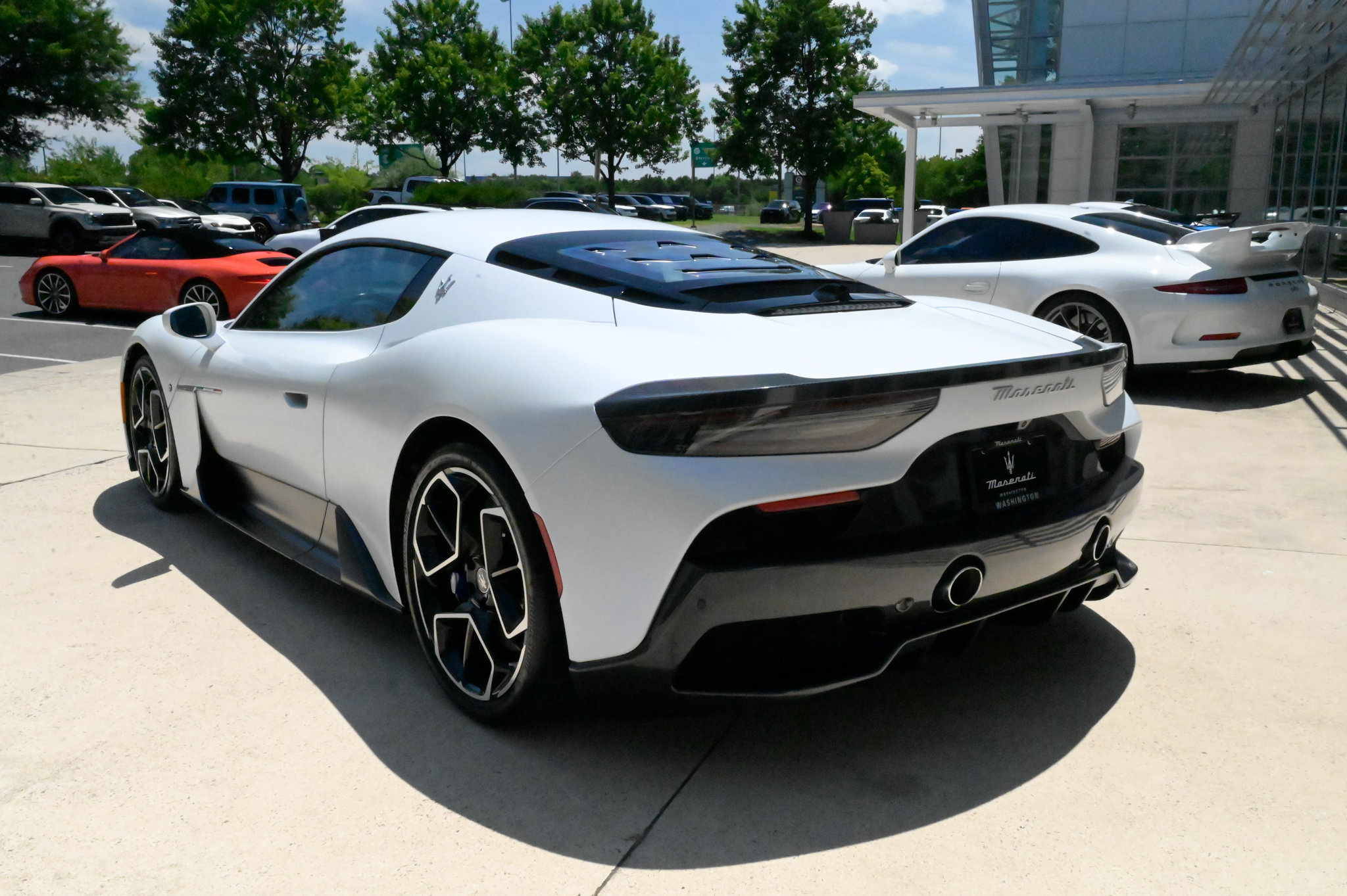 Used 2022 Maserati MC20 Coupe RWD image 4