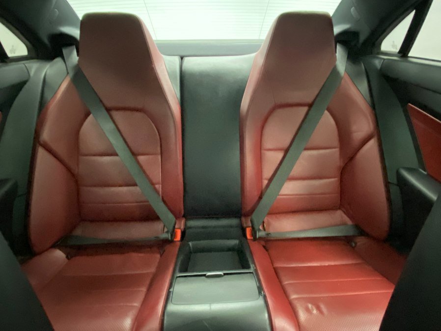 Used 2015 Mercedes-Benz E 400 4MATIC Coupe image 37
