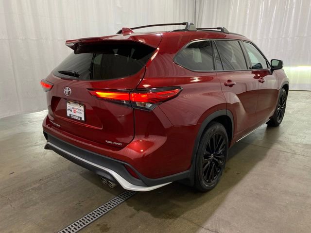 Certified 2023 Toyota Highlander XSE image 4