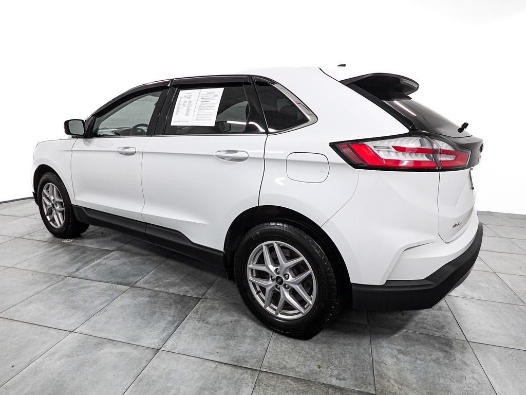 Certified 2023 Ford Edge SEL AWD/4WD image 5
