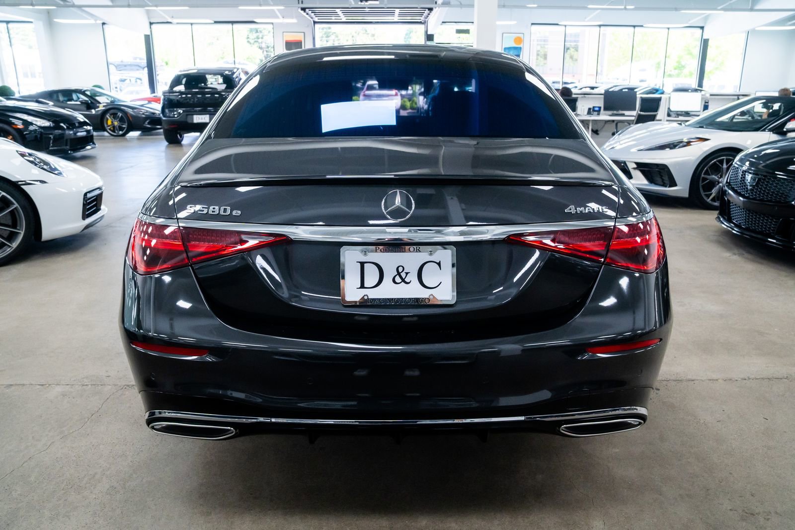 Used 2023 Mercedes-Benz S 580e 4MATIC Sedan w/ AMG Line image 6