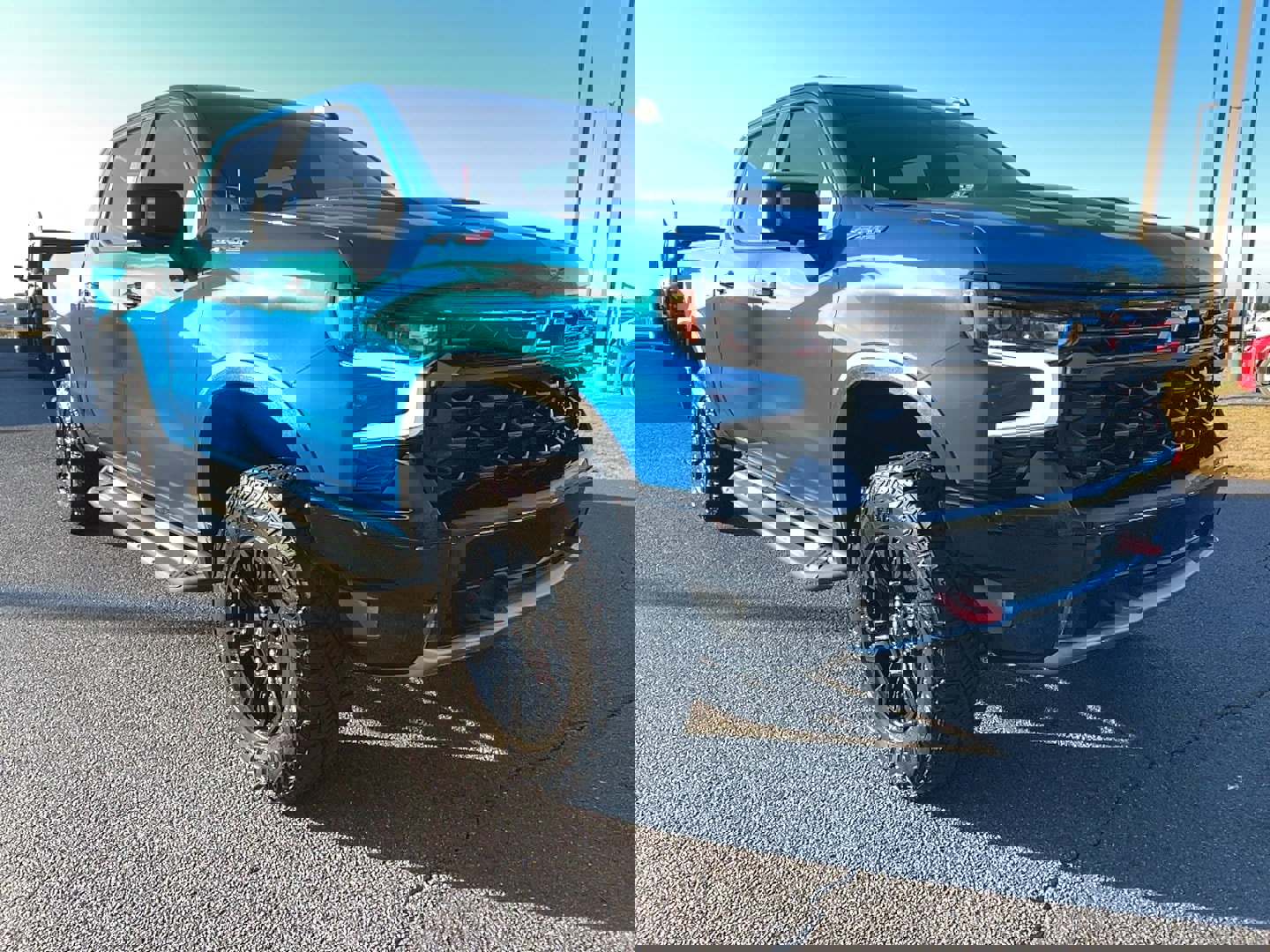 Used 2022 Chevrolet Silverado 1500 ZR2 image 3