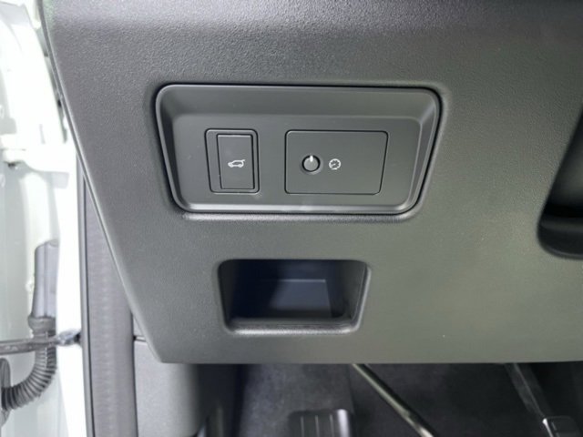 New 2025 Land Rover Discovery Dynamic SE image 23