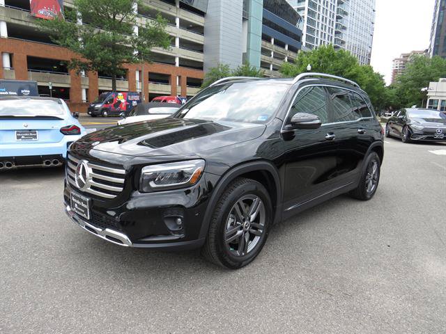Used 2026 Mercedes-Benz GLB 250 4MATIC image 1