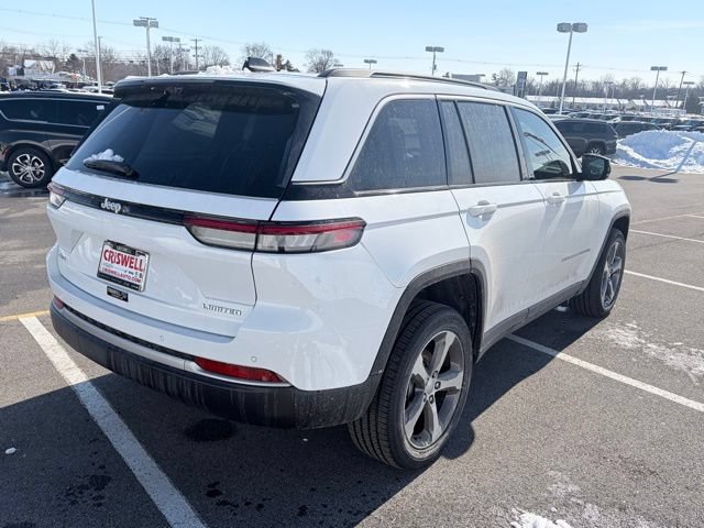 New 2026 Jeep Grand Cherokee Limited w/ Luxury Tech Group II AWD/4WD image 8