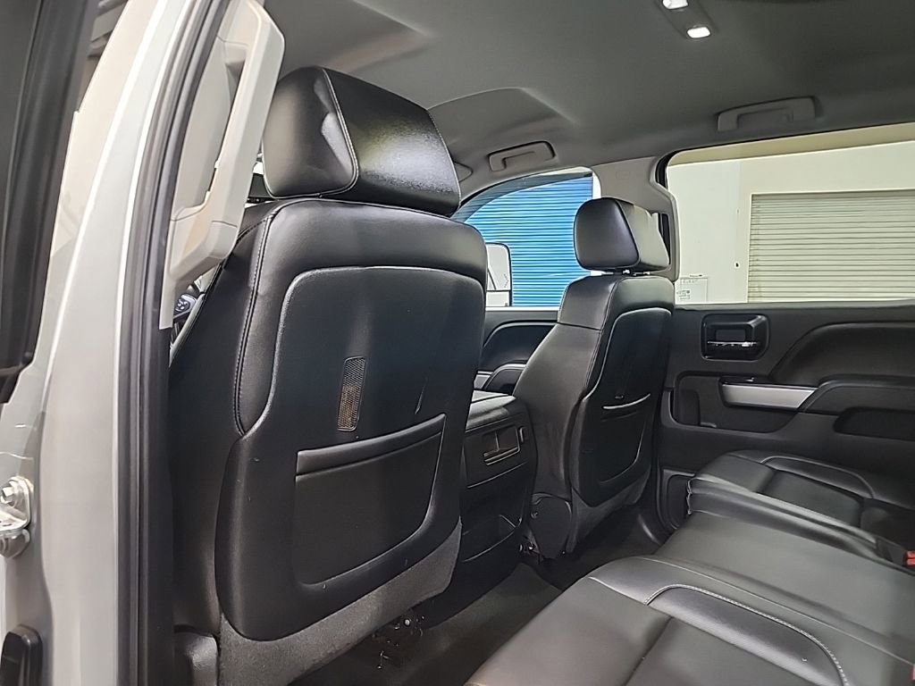 Used 2015 Chevrolet Silverado 2500 LTZ w/ Z71 Package, Off-Road AWD/4WD image 13