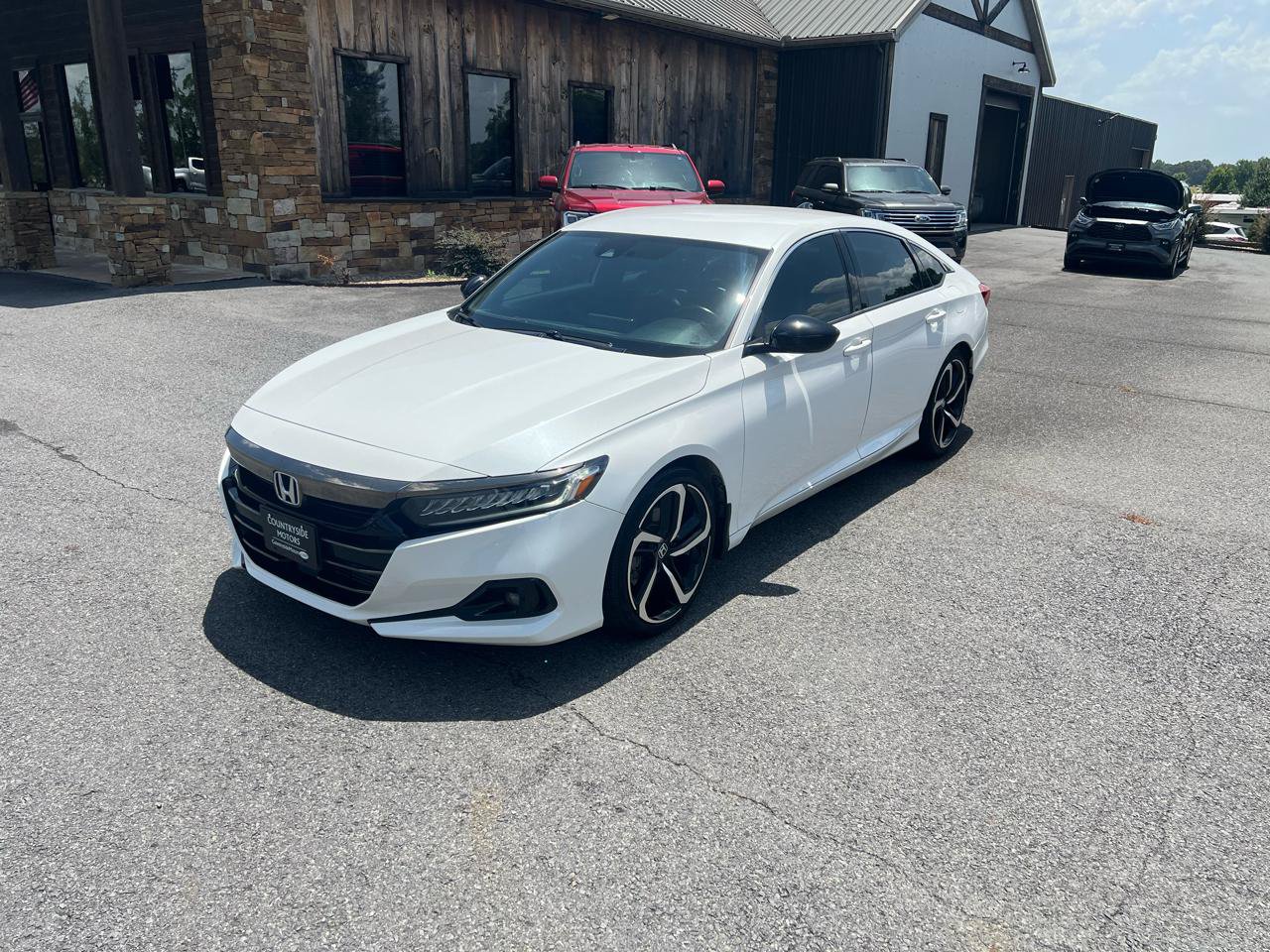 Used 2022 Honda Accord Sport image 4
