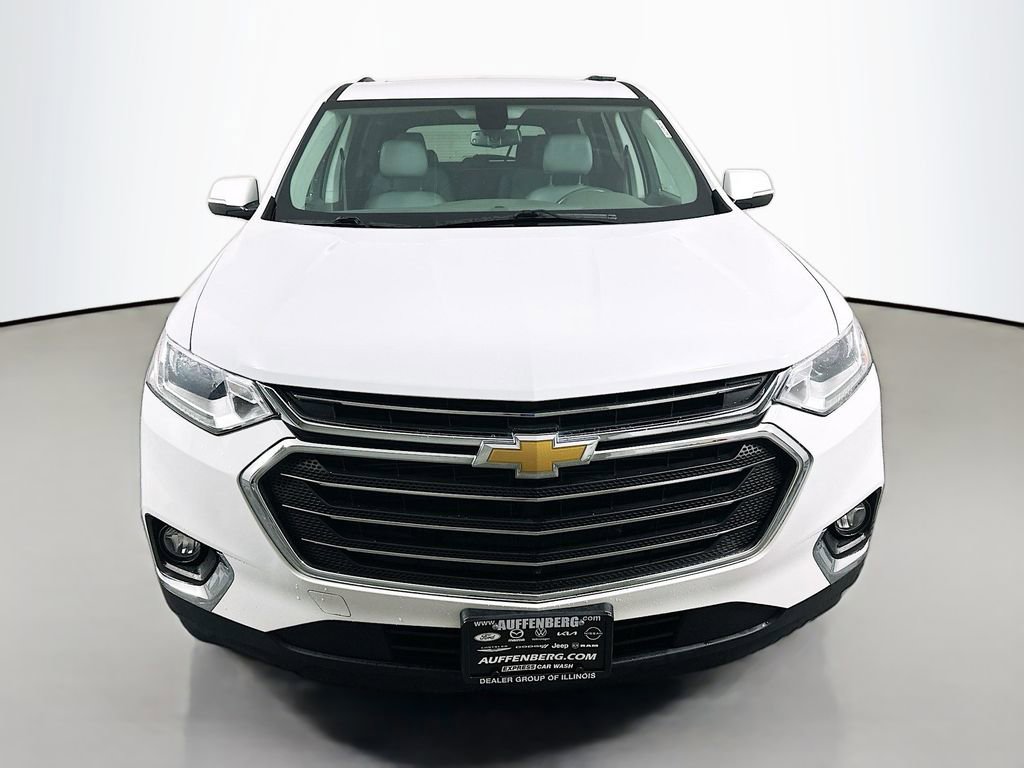 Used 2019 Chevrolet Traverse LT w/ LT Premium Package image 2